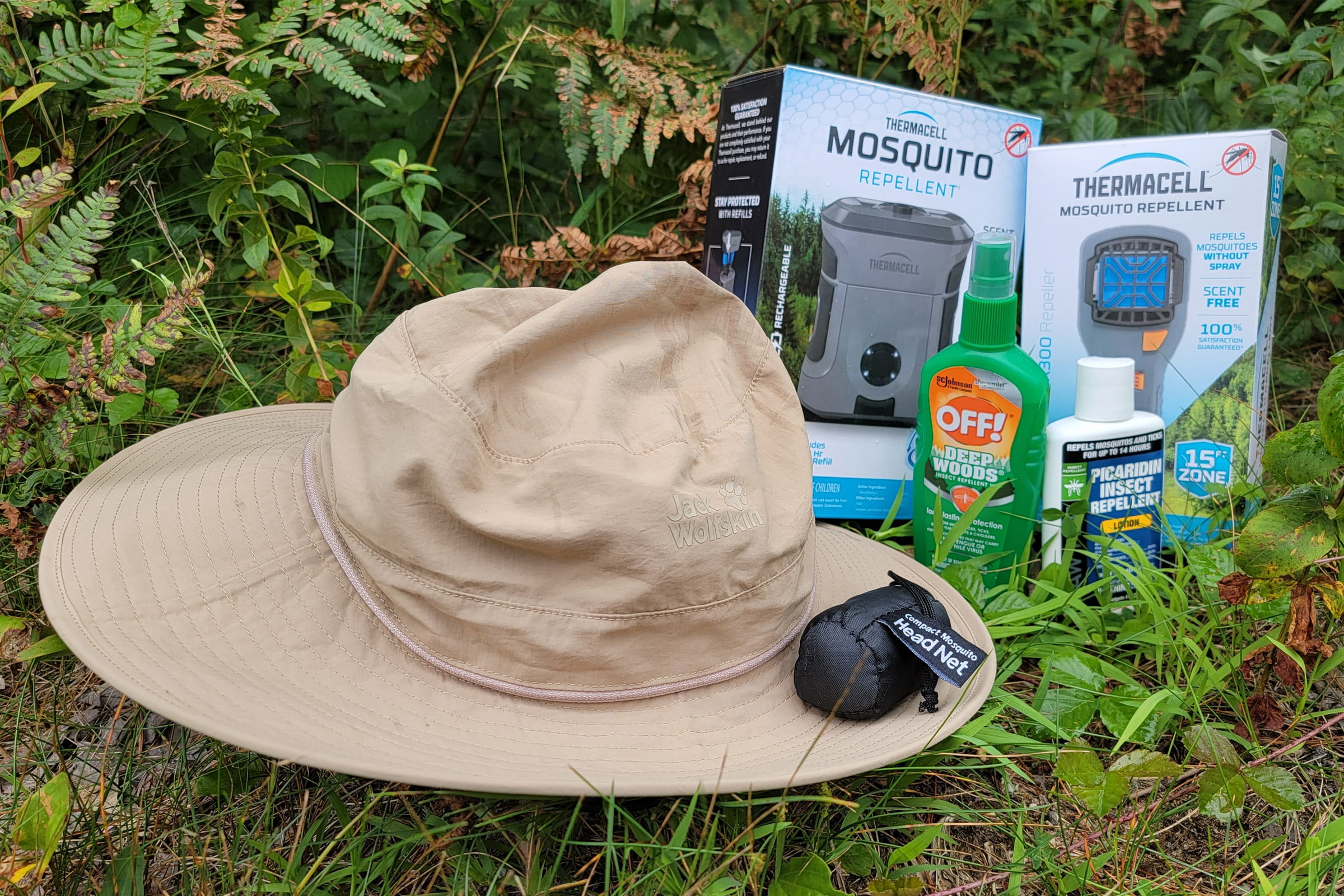 Pros And Cons of Mosquito Repellent Clothing